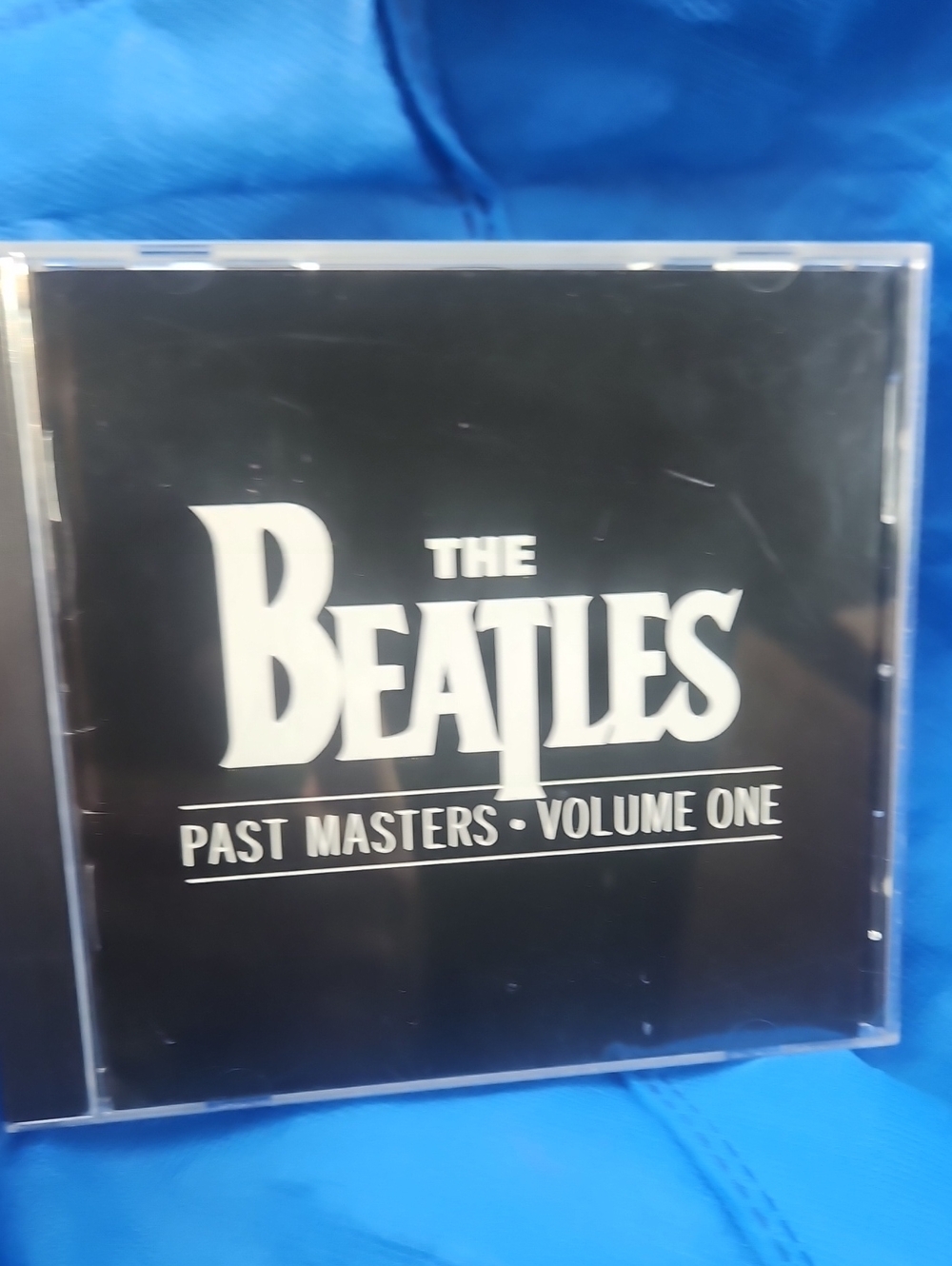 🌟3/$25🌟 The Beatles Black & White Past Masters Volume One CD